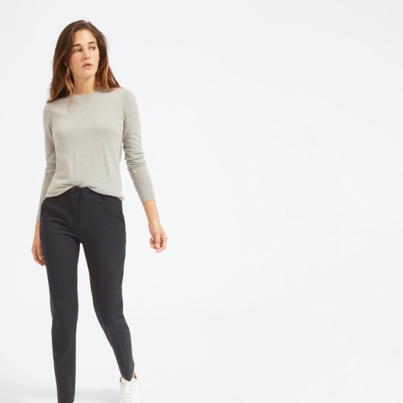 Like New Everlane Slim Wool Pant - Navy - Picture 3 of 9